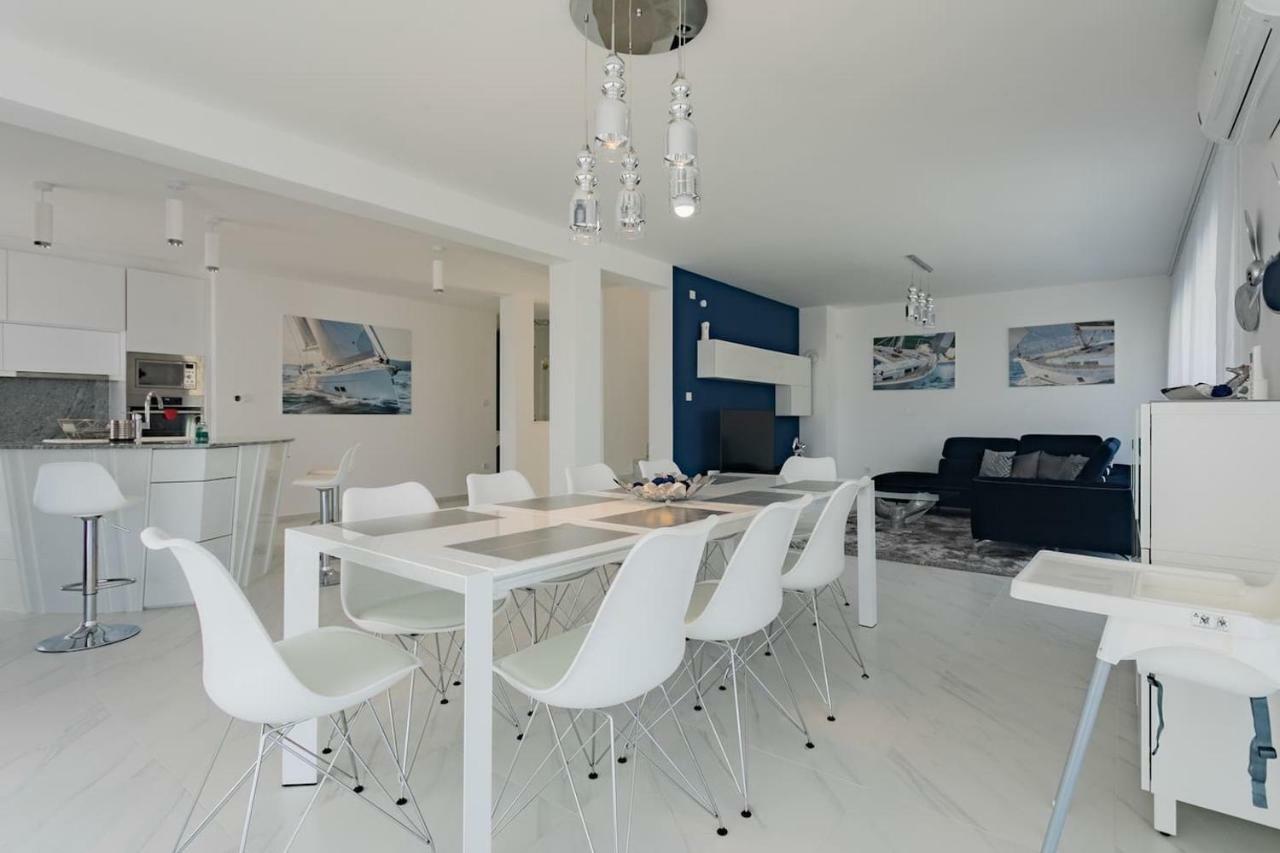 Villa Compass; Luxury Experience In Natural Bay. Ražanj Exteriör bild
