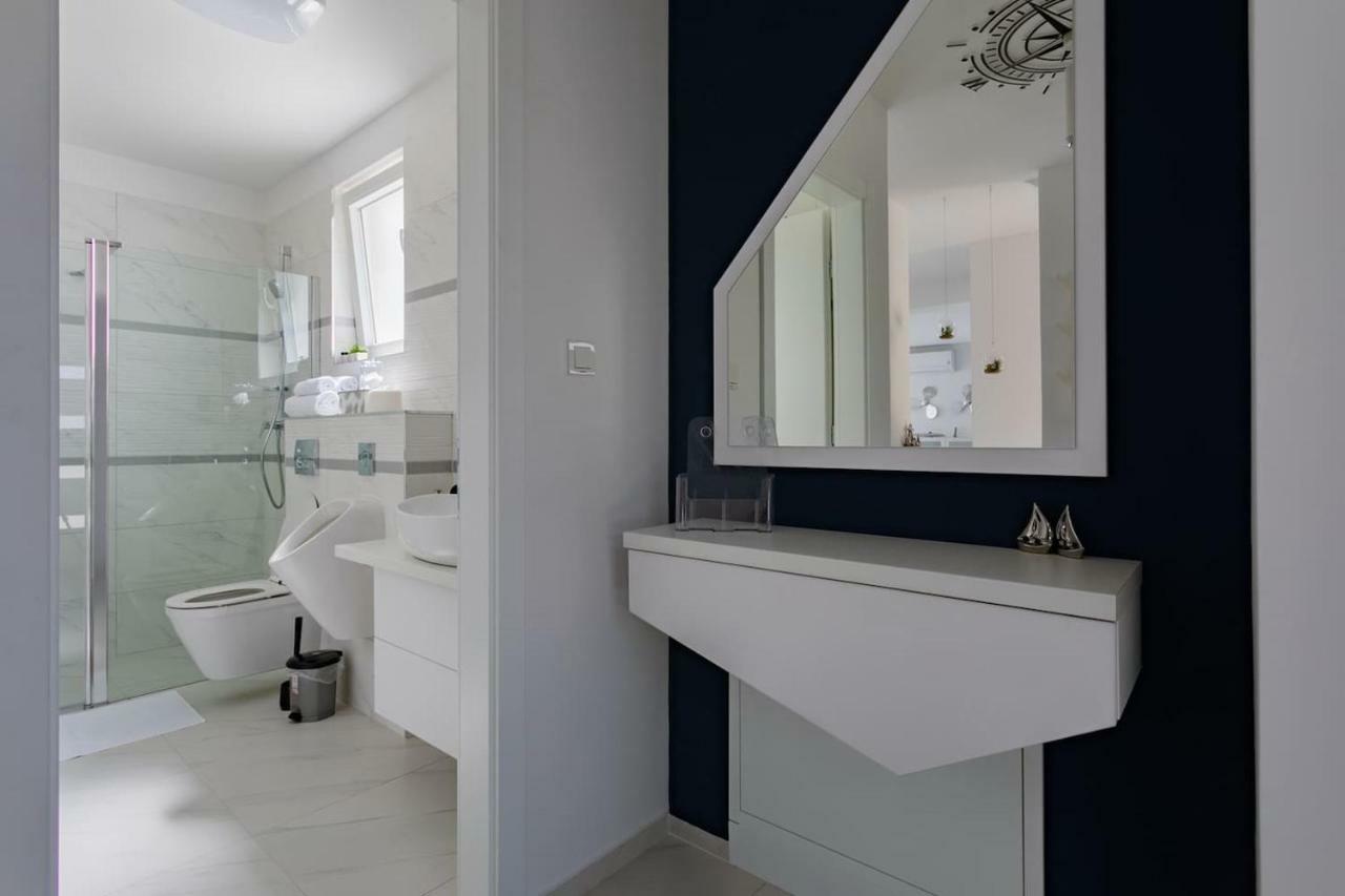 Villa Compass; Luxury Experience In Natural Bay. Ražanj Exteriör bild
