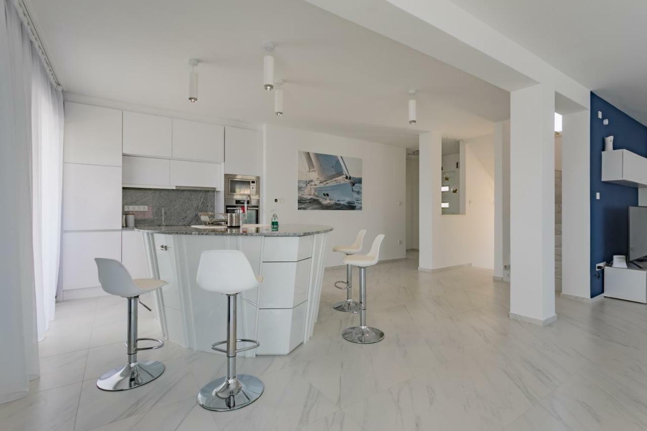 Villa Compass; Luxury Experience In Natural Bay. Ražanj Exteriör bild