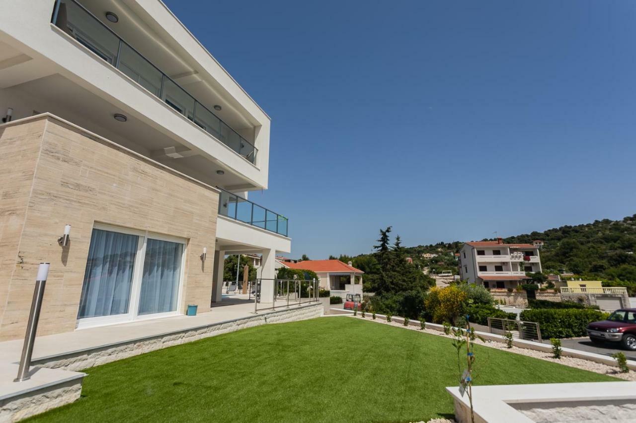 Villa Compass; Luxury Experience In Natural Bay. Ražanj Exteriör bild