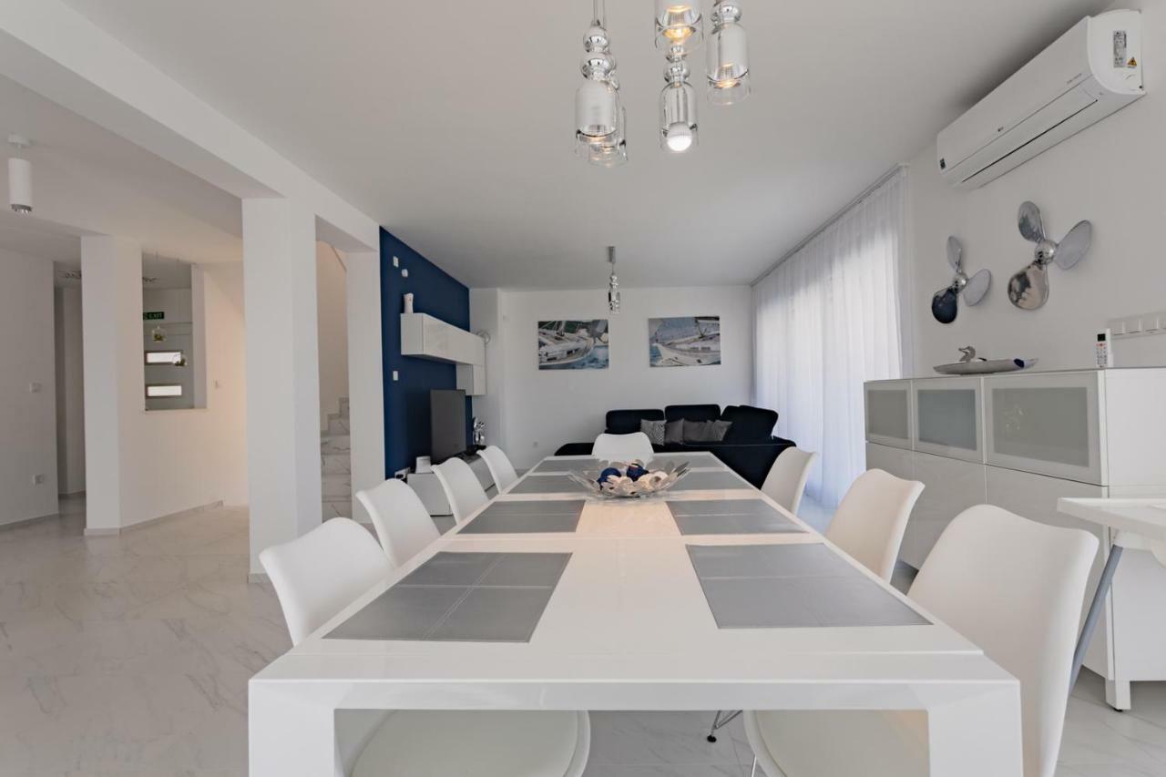 Villa Compass; Luxury Experience In Natural Bay. Ražanj Exteriör bild